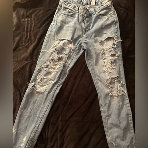Ripped Boyfriend Jeans
